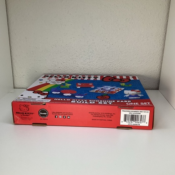 Sanrio 2022 Hello Kitty Sunshine Park Stacking Blocks Build Set 103 Pcs New - Picture 5 of 5
